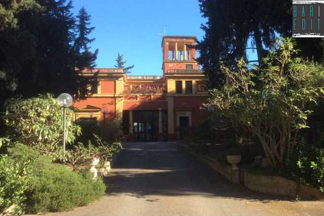 Bari: giardini, fontane, libri e torri. E' l'ottocentesca Villa La Rocca